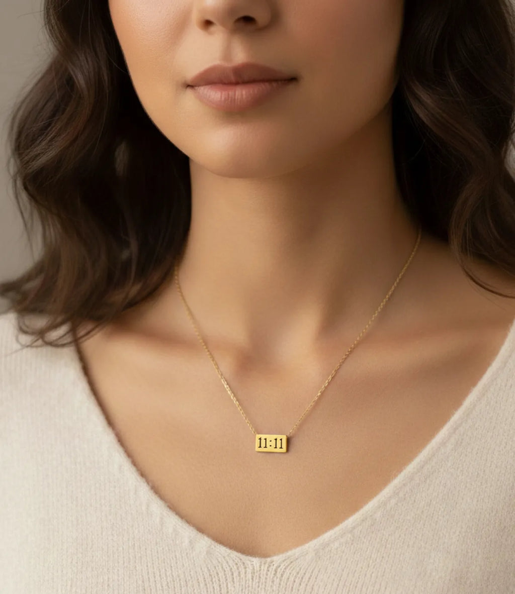 Anti Tarnish 11:11 pendant set for women